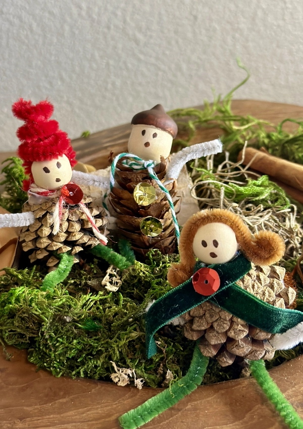 Pine cone elves | Children's Christmas craft activities