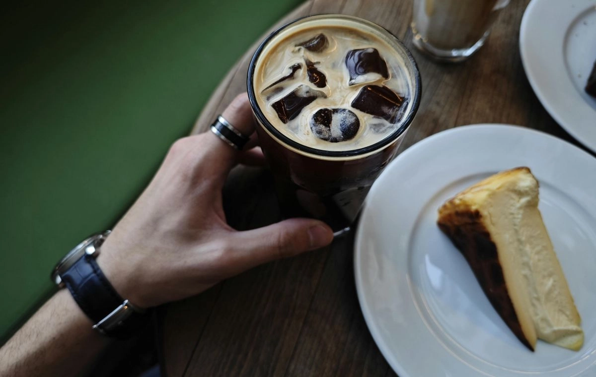 Einfluss von Kaffee auf die Zahnaufhellung