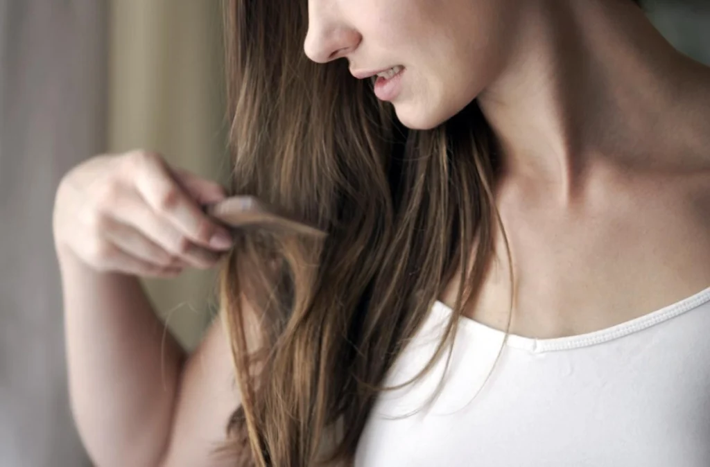 Le stress provoque une perte de cheveux