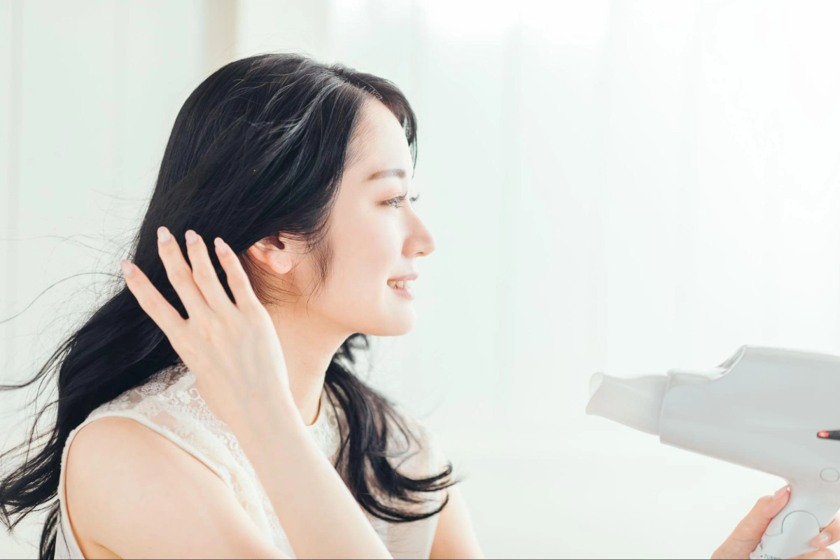 Correct way to dry to prevent heat damage from hair dryer