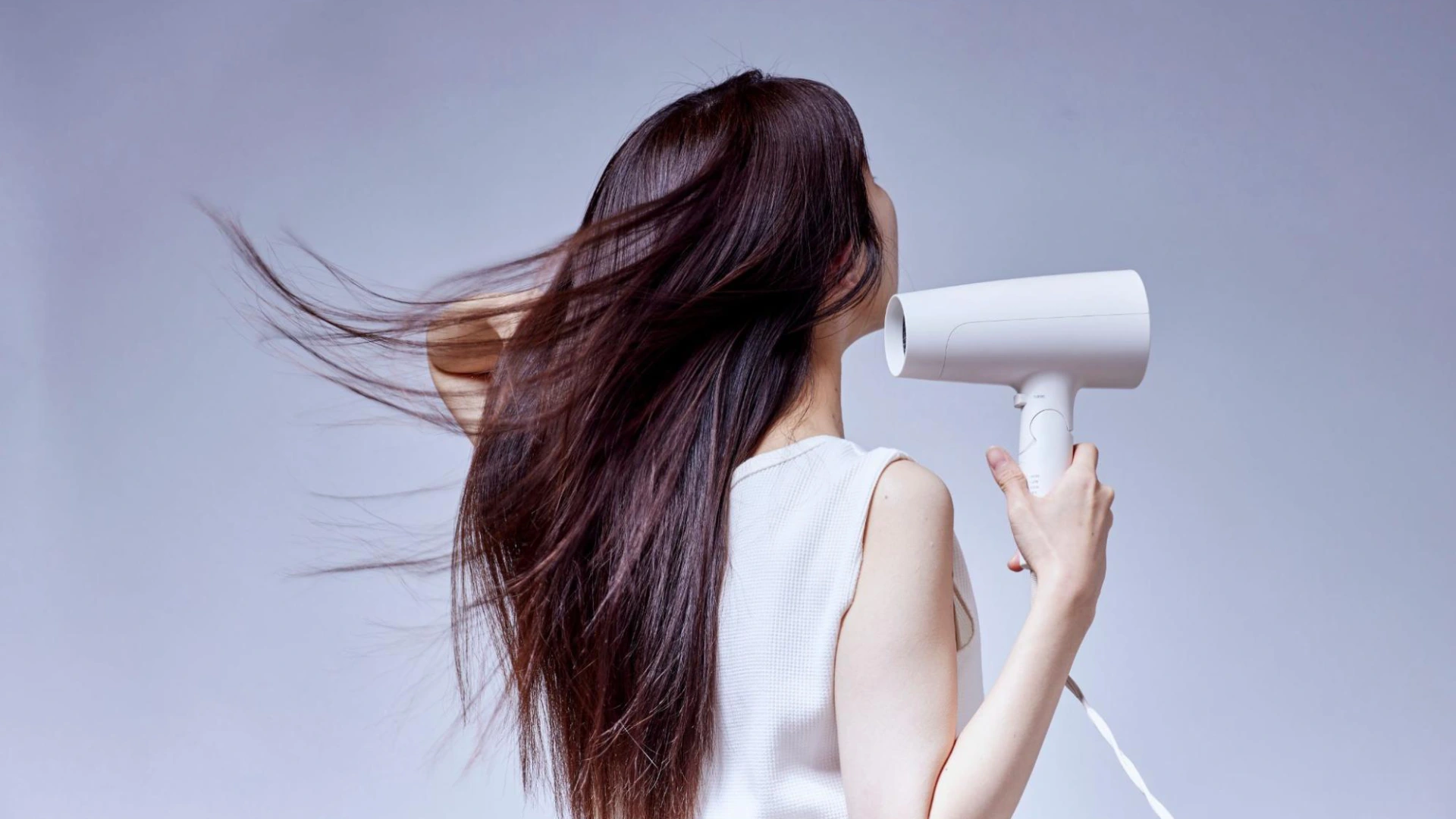 What causes hair to get tangled in the hair dryer? Explaining points to prevent tangling