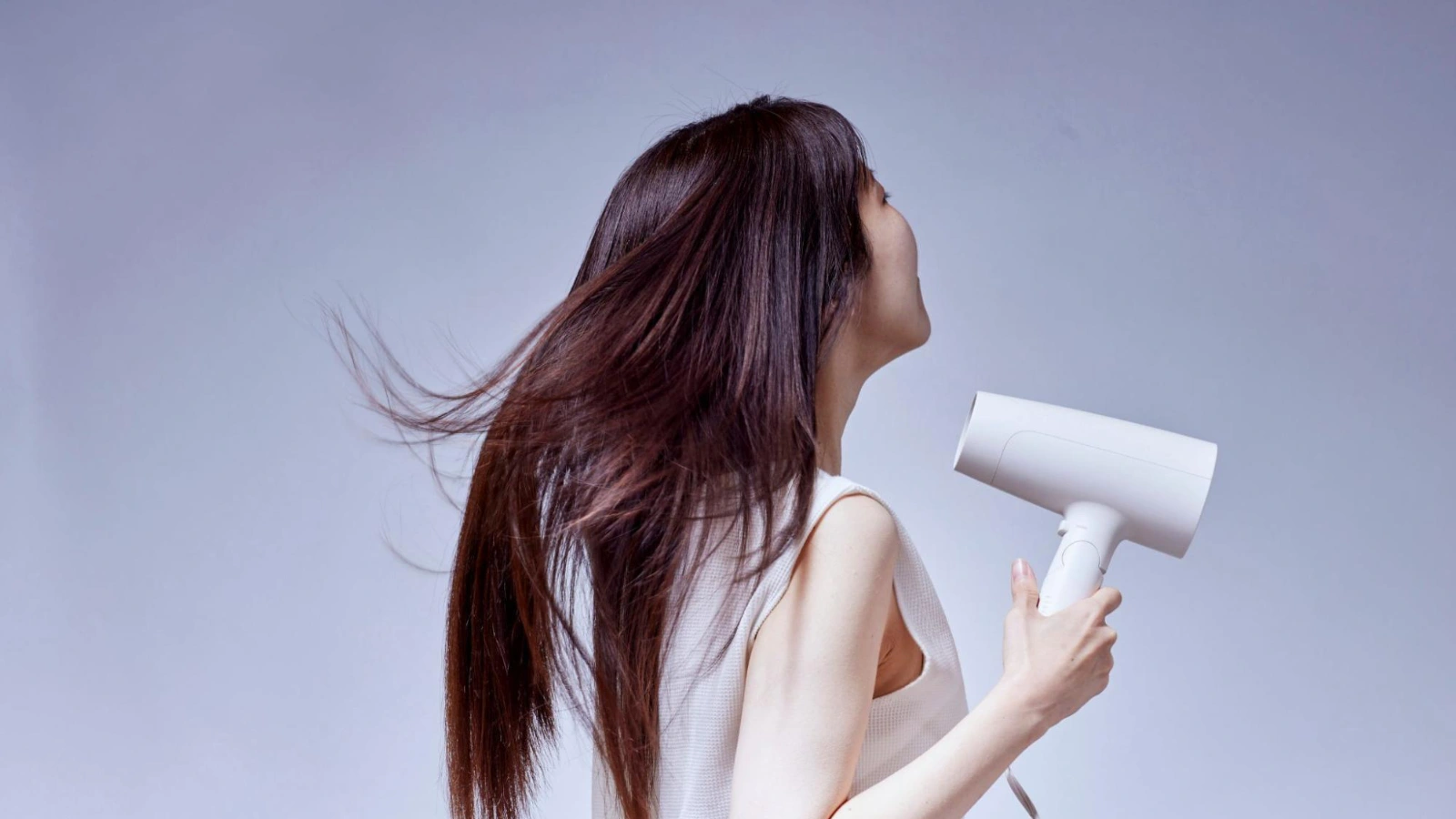 5 hair care measures to protect your hair from humidity during the rainy season