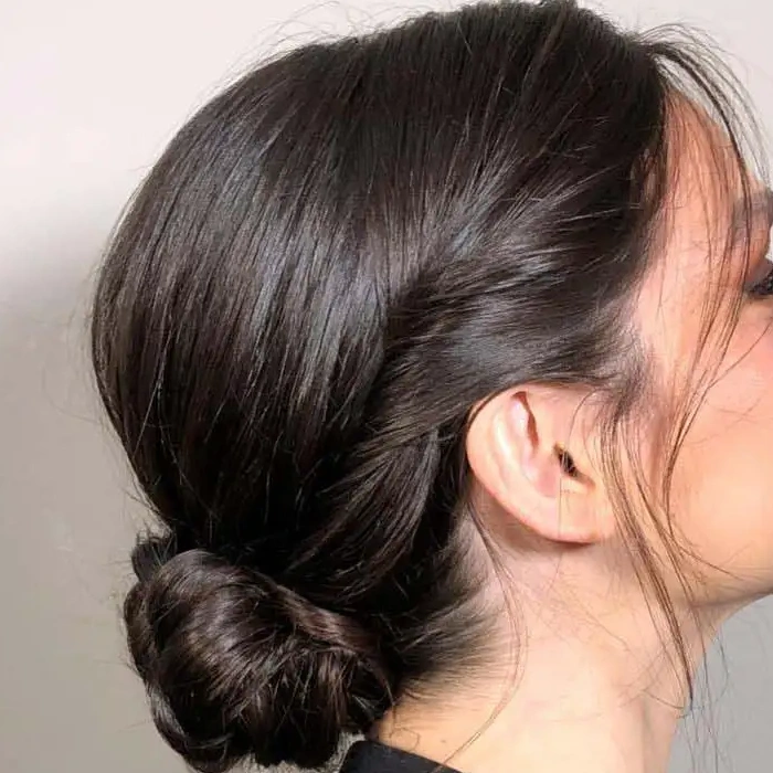 Simple low bun