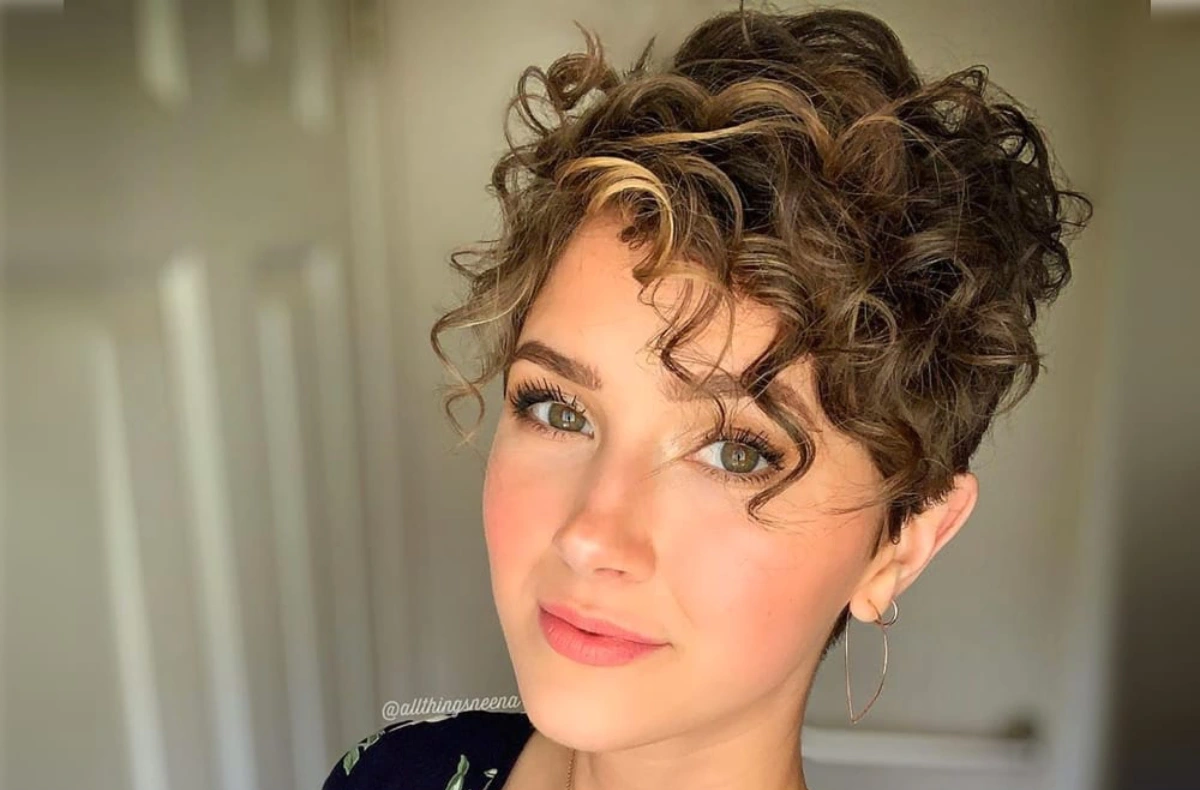 Short textured pixie side cut