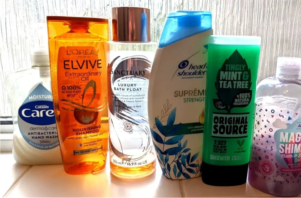 Avoid shampoos with sulfates and alcohol to get rid of dry hair