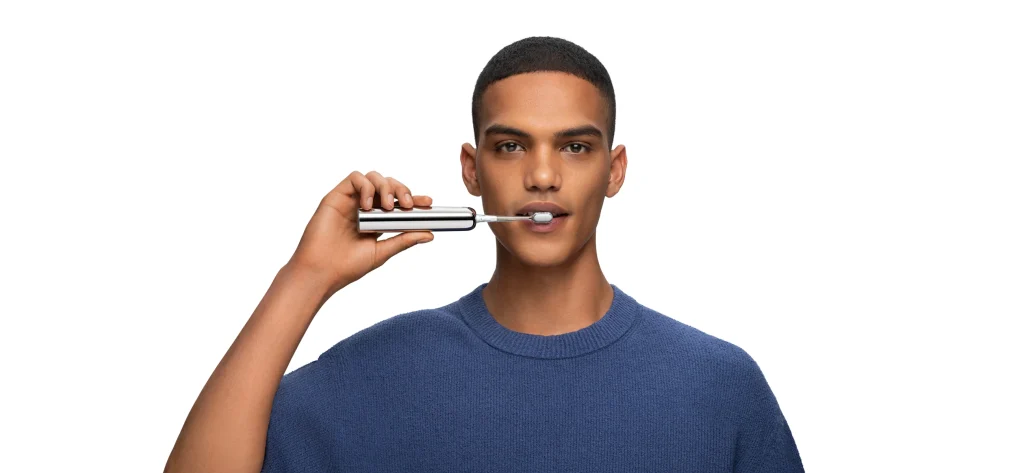 It's good to keeps gums healthy: Benfits of using an rotating electric toothbrush