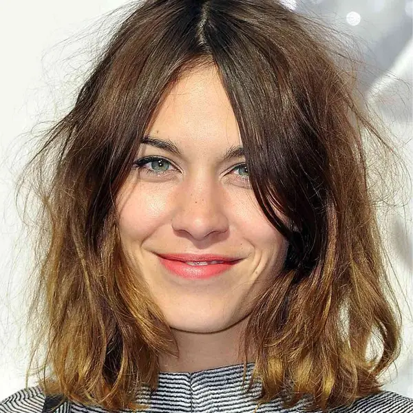 Classic curtain bangs hairstyle for square faces