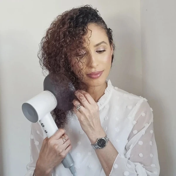 Enhance your wave or curl pattern | Hair dryer diffuser benefits