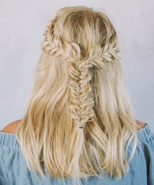 Fishtail braid | Half-up half-down hairstyles 