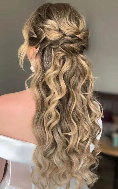 Soft curls | Half-up half-down hairstyles 