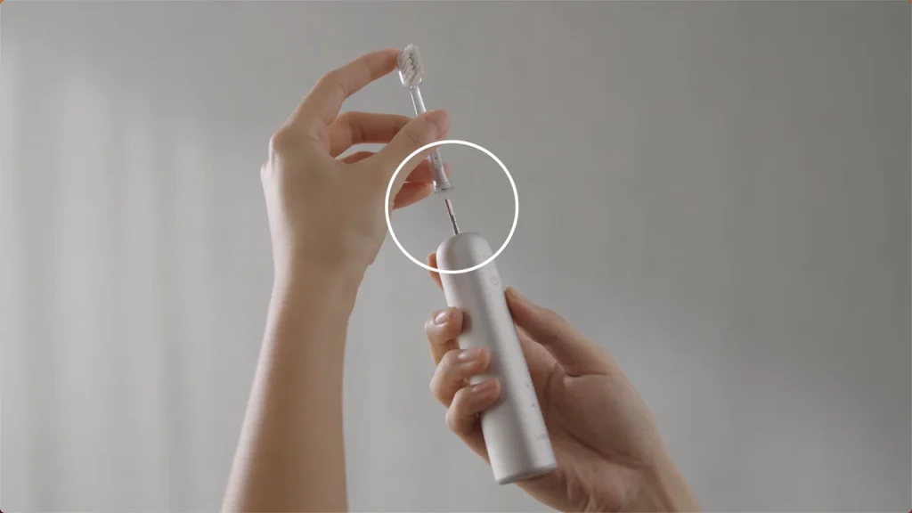 Attach toothbrush head correctly - Laifen Wave electric toothbrush