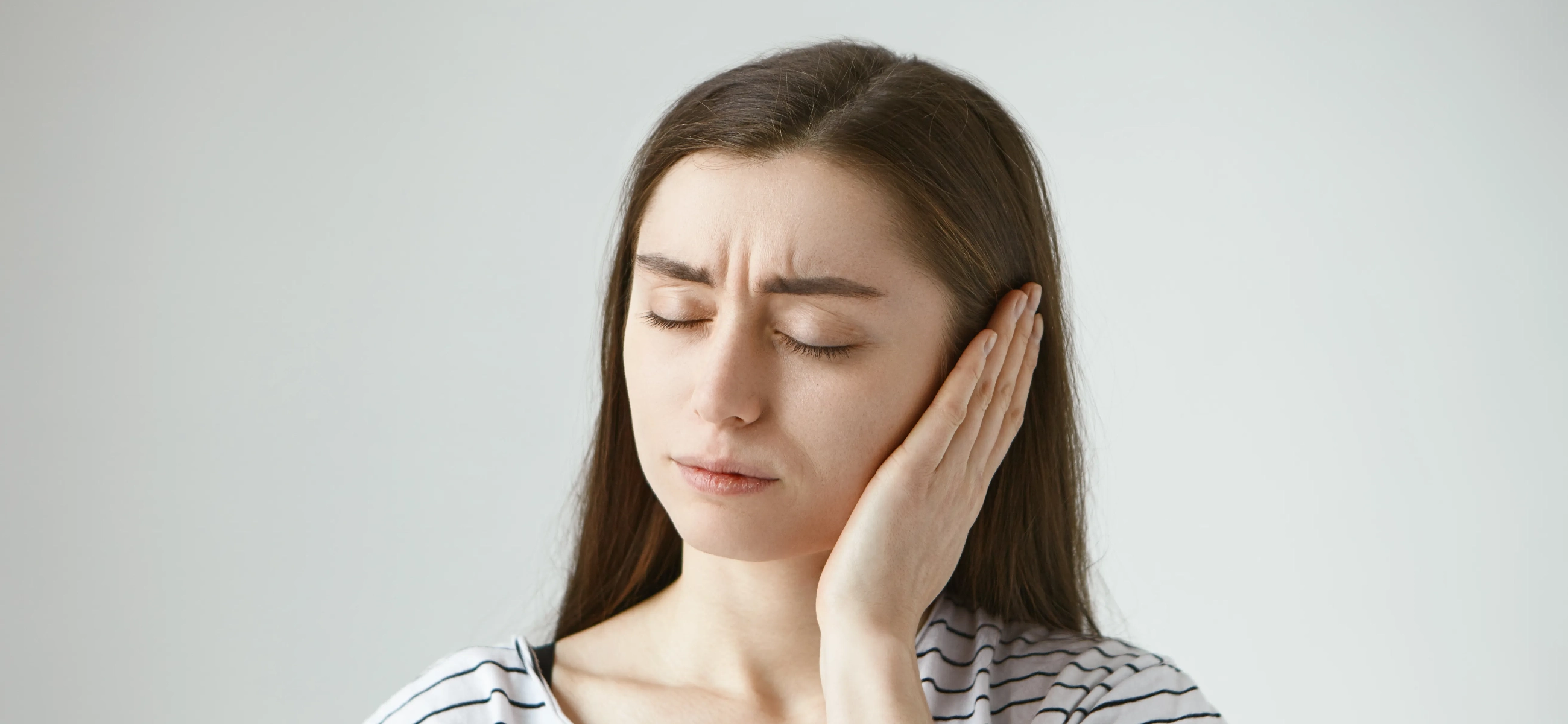 Can a toothache cause ear pain? Dentist-backed answers inside!