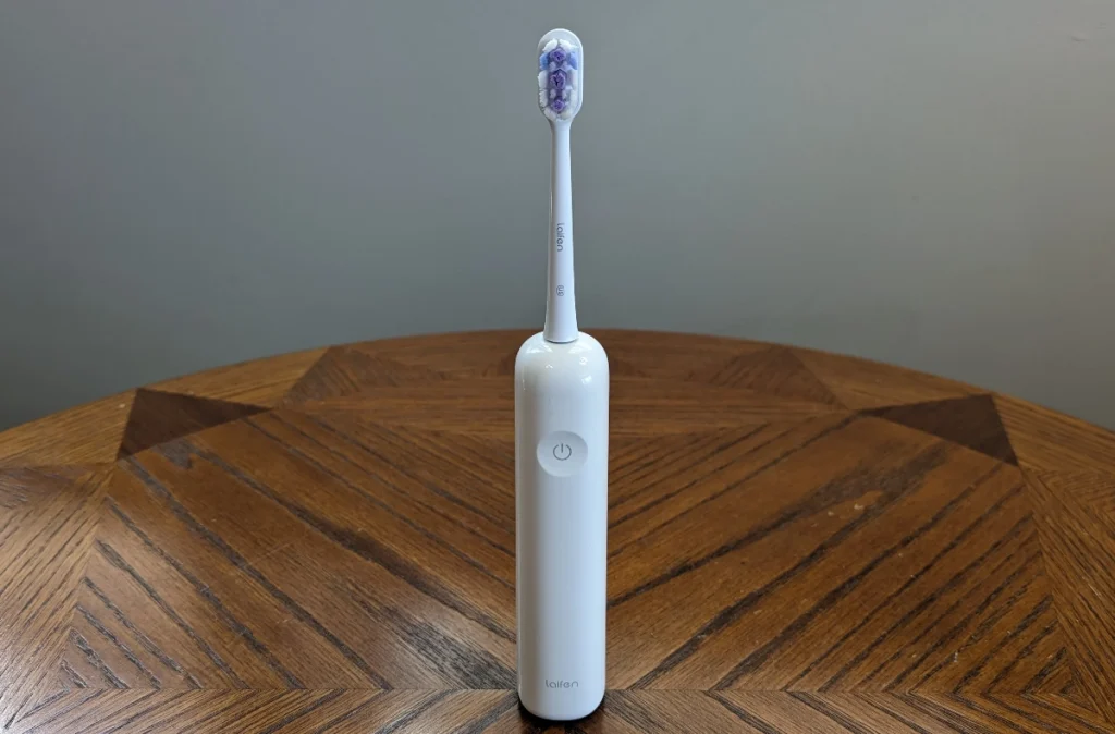 Toothbrush for toothache and headache