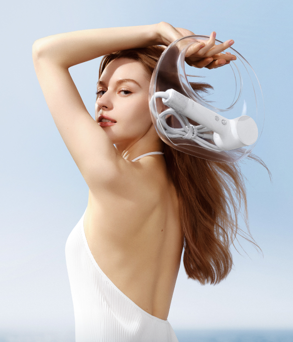 Laifen hair dryer lightweight and easy to handle design