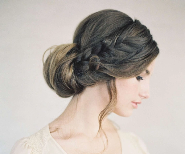 Low side bun - Easy hairstyles for long hair