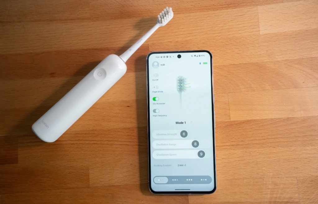 The Laifen Wave is an oscillating and rotating electric toothbrush | DIY Halloween gift bag