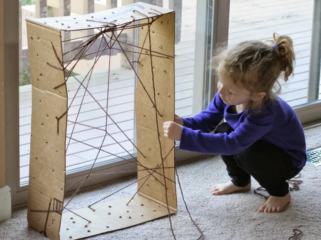 Spider web crawling tunnel