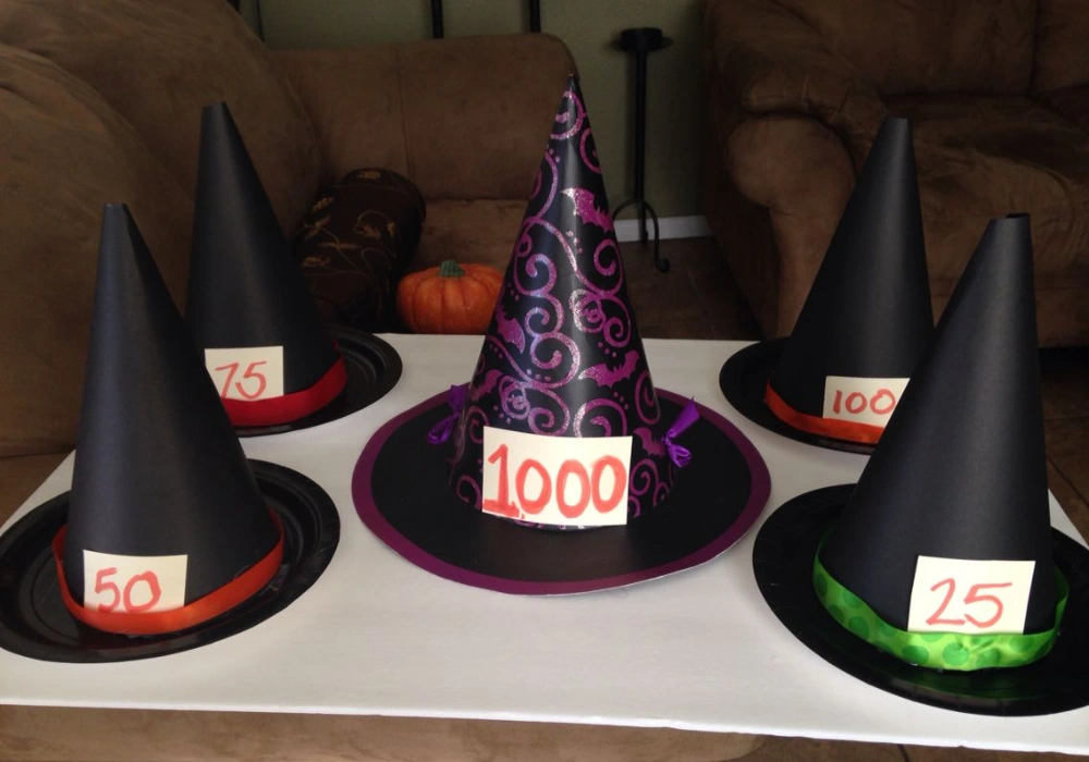 Witch hat ring toss